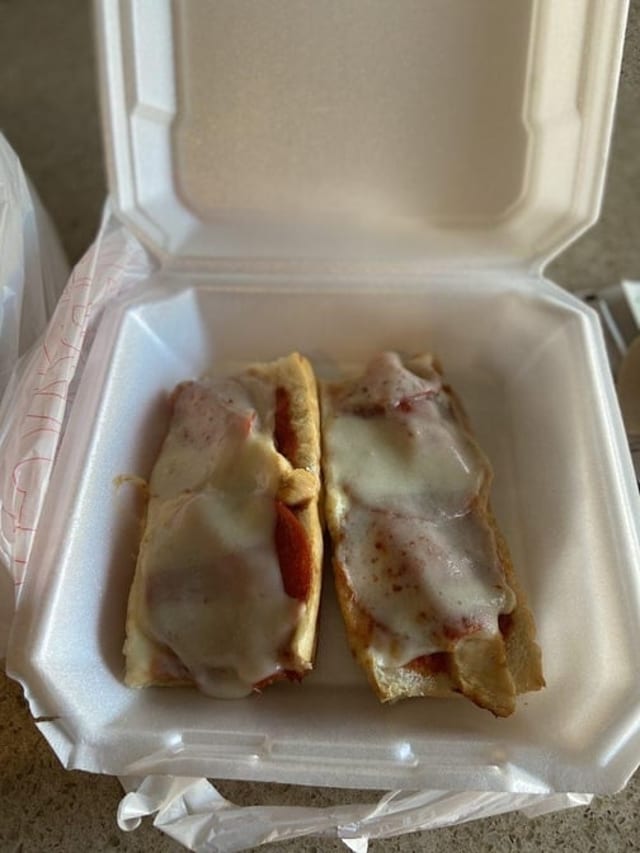 Kid's: Pizza Bread.